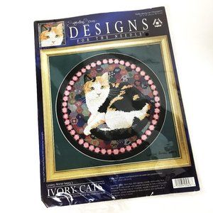 Signature Series Designs for the Needle Ivory Cats Cross Stitch Kit 5606 NWT
